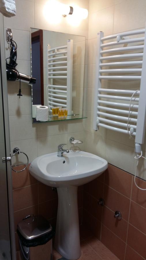 Stari Mlin Hotell Vrsac Eksteriør bilde