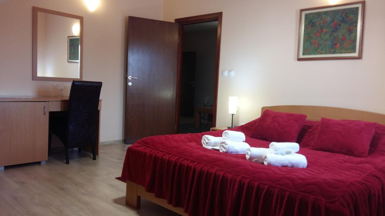Stari Mlin Hotell Vrsac Eksteriør bilde